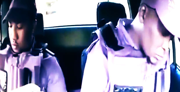 Błyskawiczne rozstrzelanie dwóch ochroniarzy, siedzących w aucie